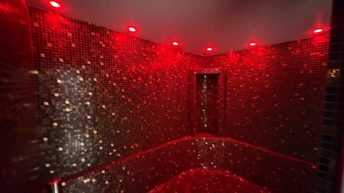 The hammam in the wellness suite